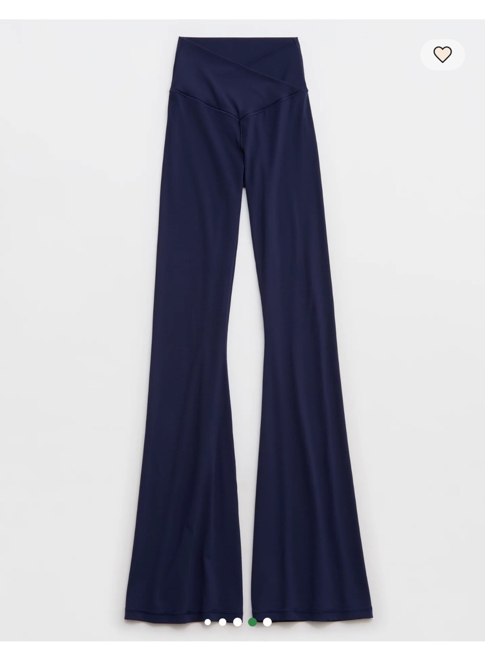 NWT Offline real me super flare Women’s Navy High-Waist Flare Pants medium short